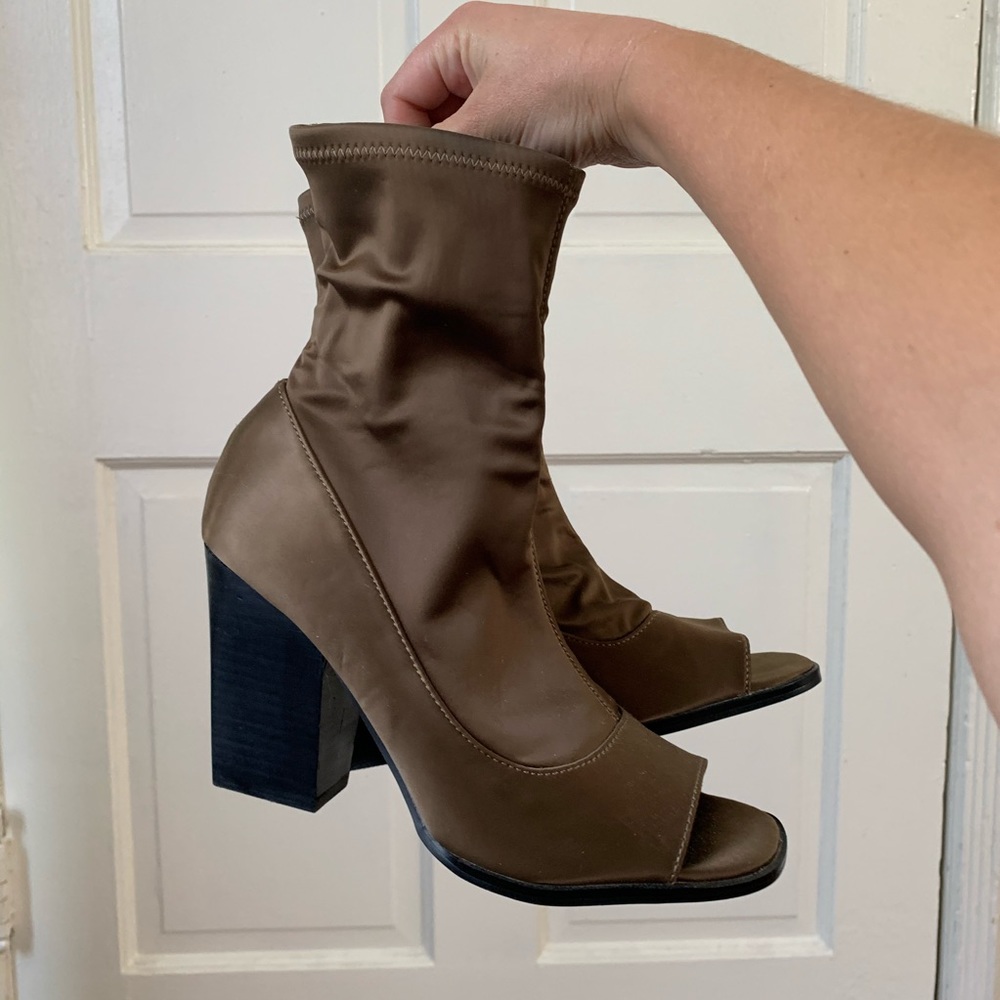 Report sock boots